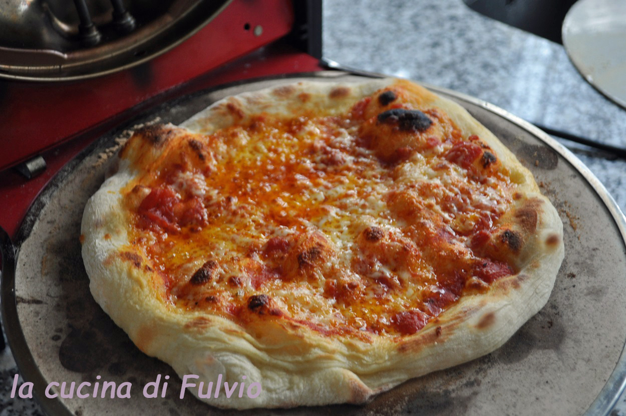 The pizza in the "Spice Pizza Diavola" oven