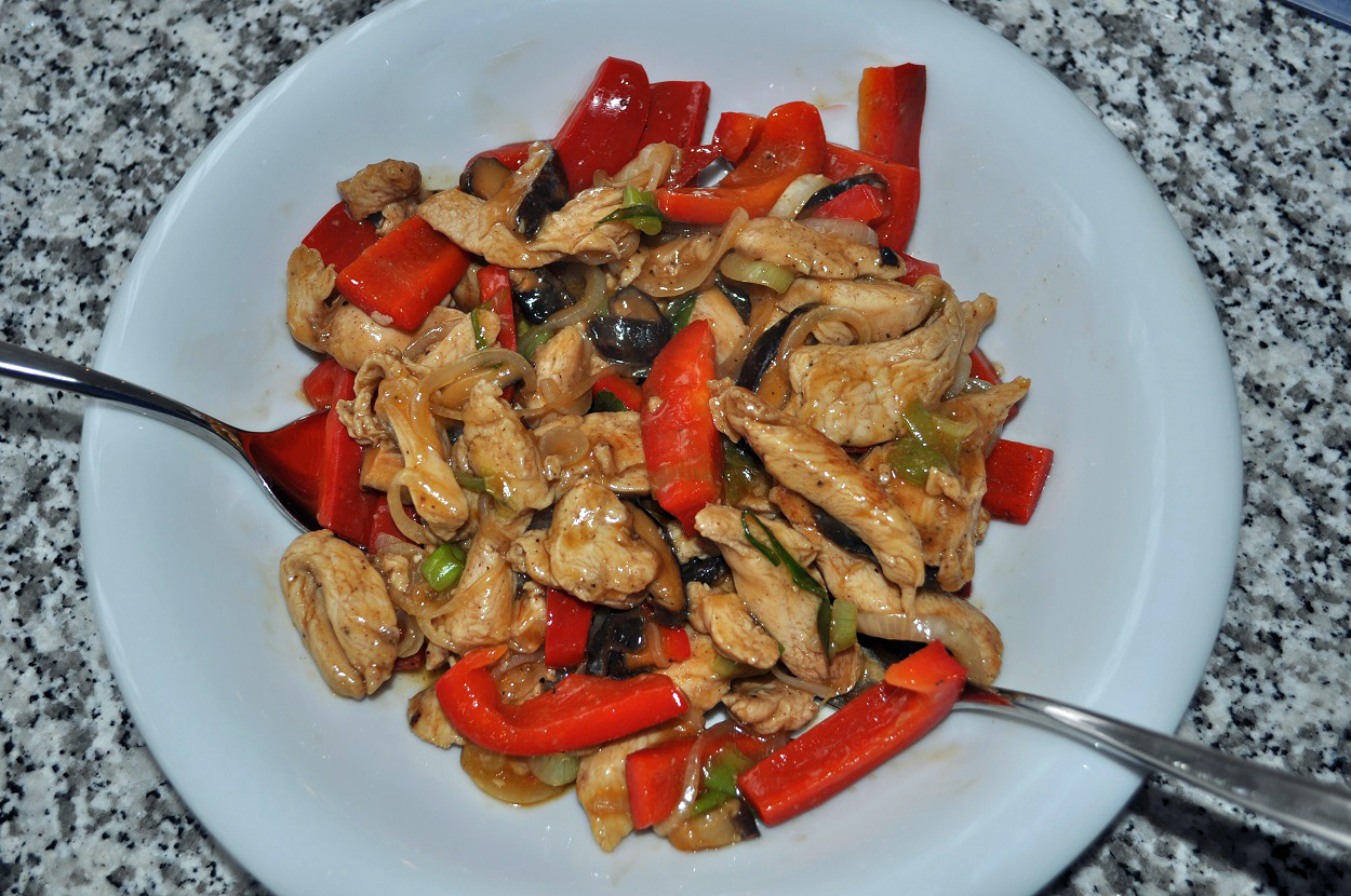 Chinese wok chicken and peppers