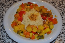 Couscous con ragù di verdure, ricetta light