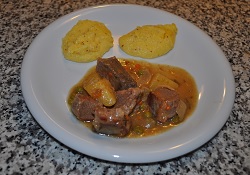 veal stew with peas and potatoes